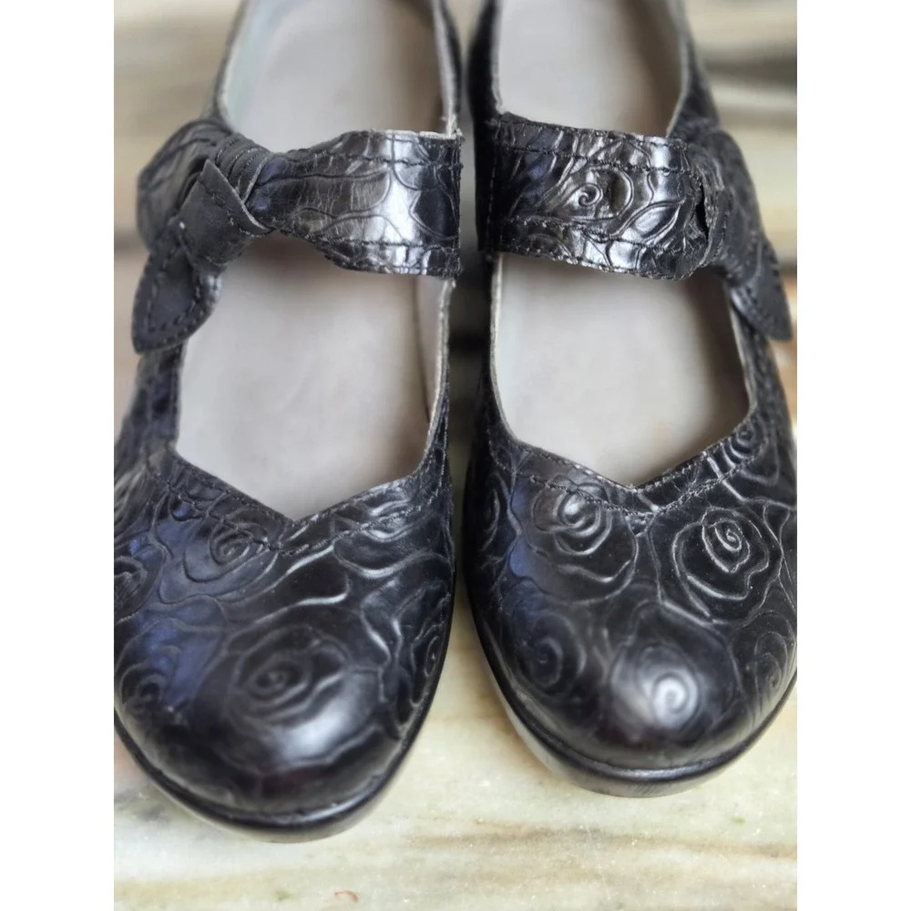 Alegria ELL-541 Black Leather Floral Embossed Mary Jane Wedge Shoes Womens 38